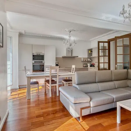 Charming Flat In Javel District South-west Paris